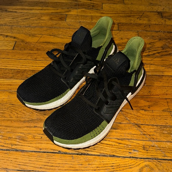 New Men’s adidas ultraboost size 11 main image 4